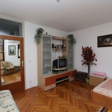 Apartment Vesna 罗维尼 外观 照片